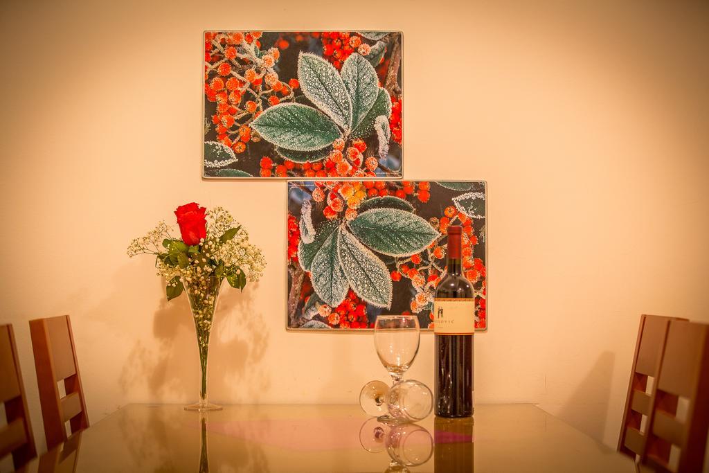 Apartments Kristina Макарска Екстериор снимка